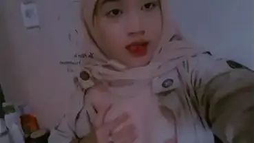 Bokep Jilbab Remaja Seragam SMP Main Lembut